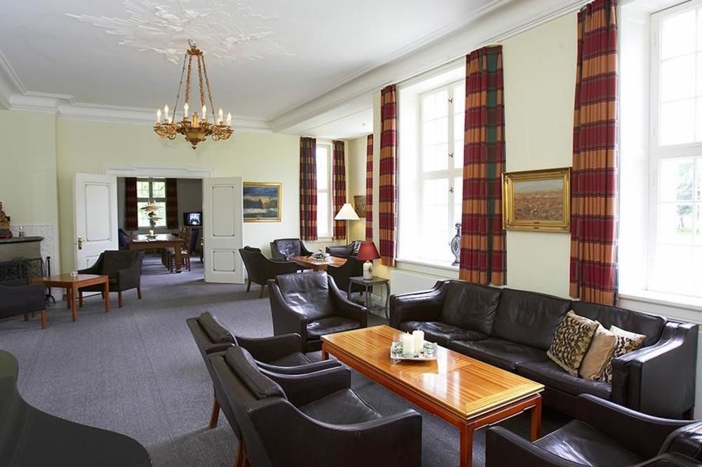 Gl. Avernaes Sinatur Hotel & Konference Ebberup Exterior photo